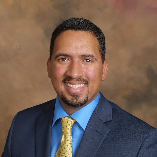 Business podcast: The Mindset You Need to Succeed in Consulting with Dan Burgos: Podcast #204