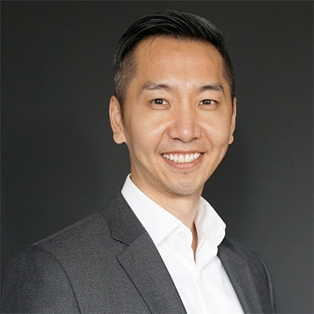 Business podcast: How To Sell Your Expertise, Win Deals, & Become A Rainmaker With Robert Chen: Podcast #254