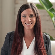Business podcast: How To Remove Yourself As The Bottleneck Of Your Consulting Business With Danielle Hayden: Podcast #283