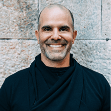 Business podcast: The Power Of Face-To-Face Networking For Consultants With Eduardo Placer: Podcast #282