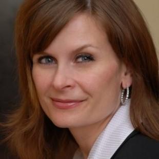 Business podcast: How to Prepare Your Consulting Business For What’s Coming with Gini Dietrich: Podcast #301