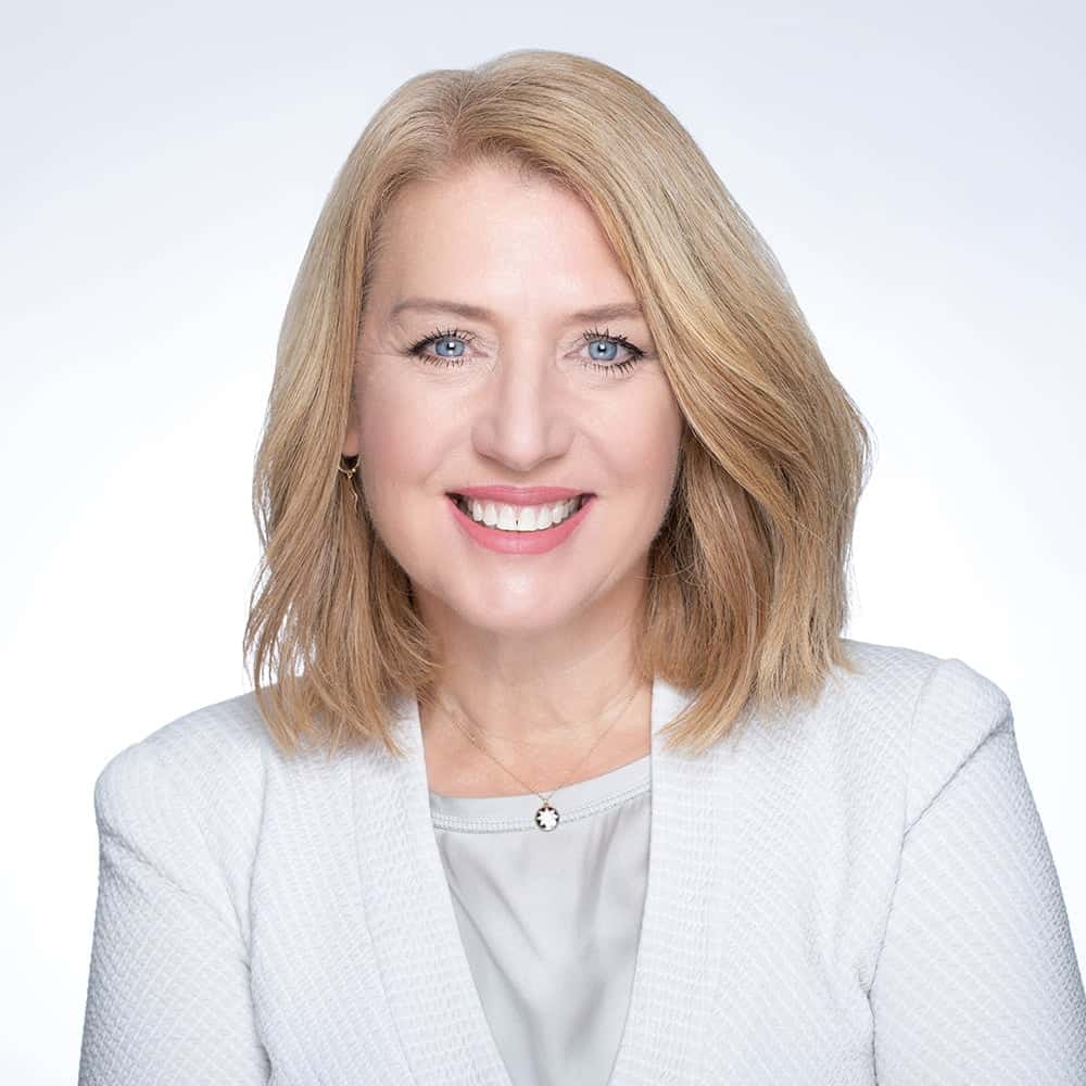 Business podcast: The Principles Of Effective Consulting Business Leadership With Liz Wiseman: Podcast #297