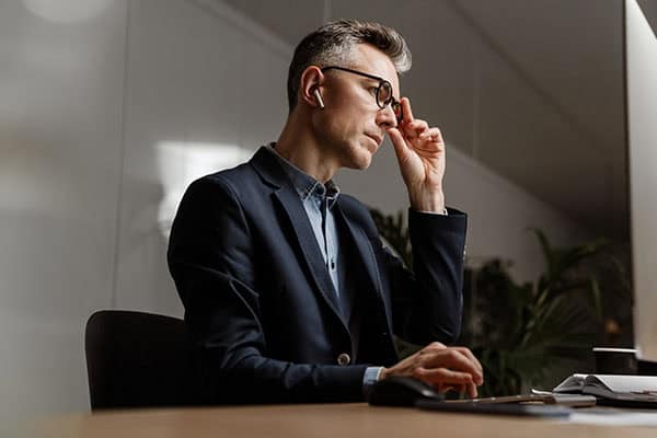 Using Workshops To Win 6-Figure Consulting Projects With Andres Molina: Podcast #328 2 Consulting Success Podcast | Andres Molina | Powerful Workshops