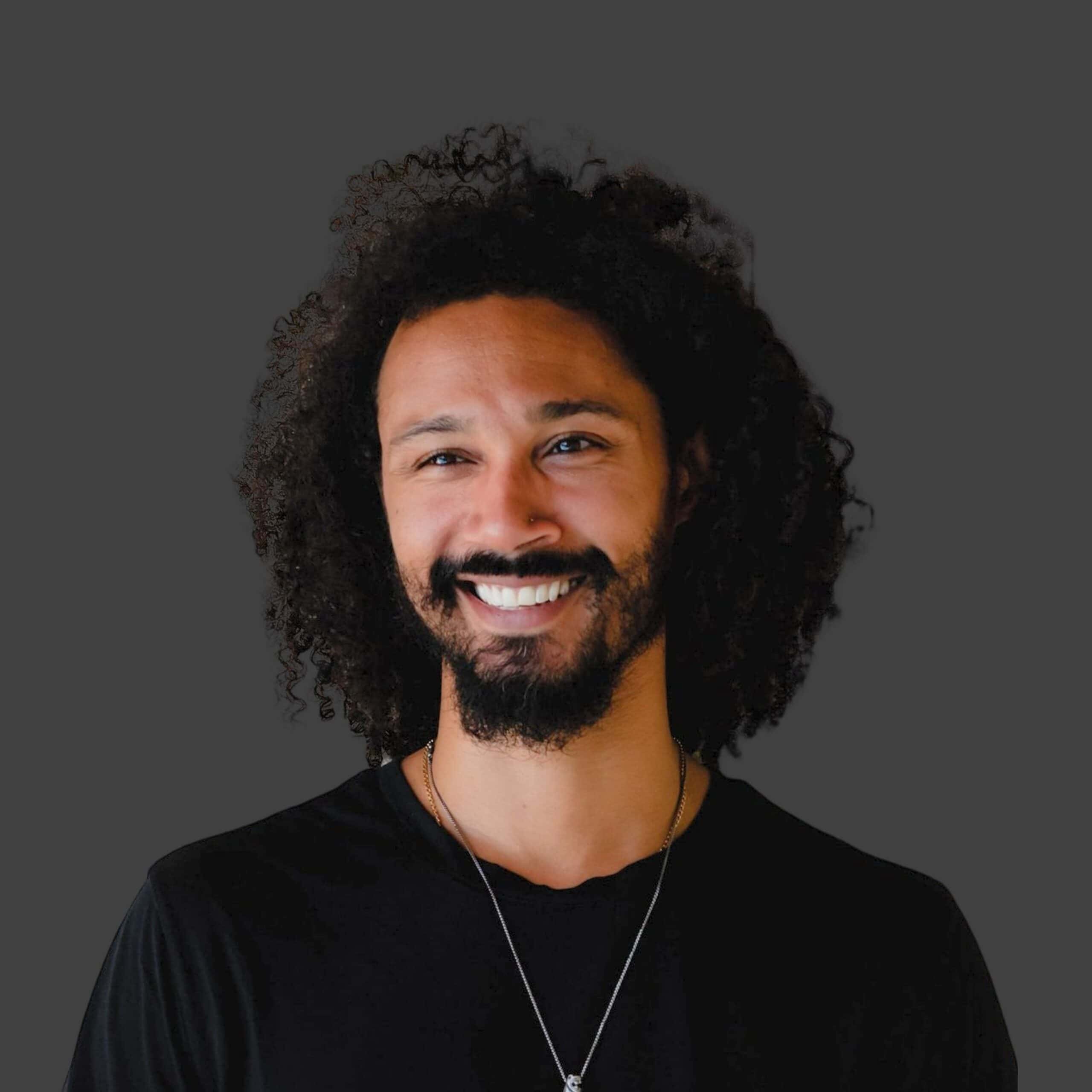 Business podcast: How To Turn Expertise Into Emotional Buying Decisions with Stephen Steers: Podcast #340
